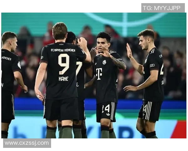 意甲激战：拜仁与里昂战成平局全场沸腾瞬间引发热议