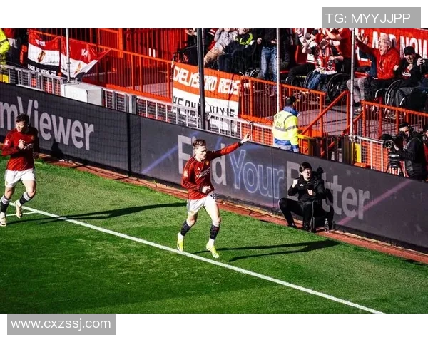 足总杯精彩对决拜仁与利物浦战成平局点球大战引发全场热烈反响