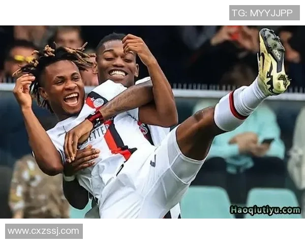 中超精彩对决AC米兰与曼联激战成平红牌事件引发全场热议 中超精彩对决AC米兰与曼联激战成平红牌事件引发全场热议