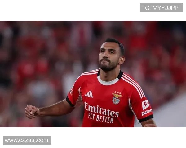 国王杯精彩对决本菲卡与曼联战成平局战术解析引发全场热烈反响